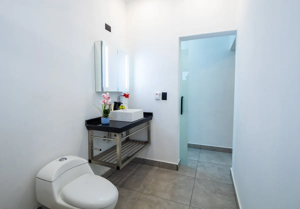 Bathroom, Junior Suite, Rizz Suites